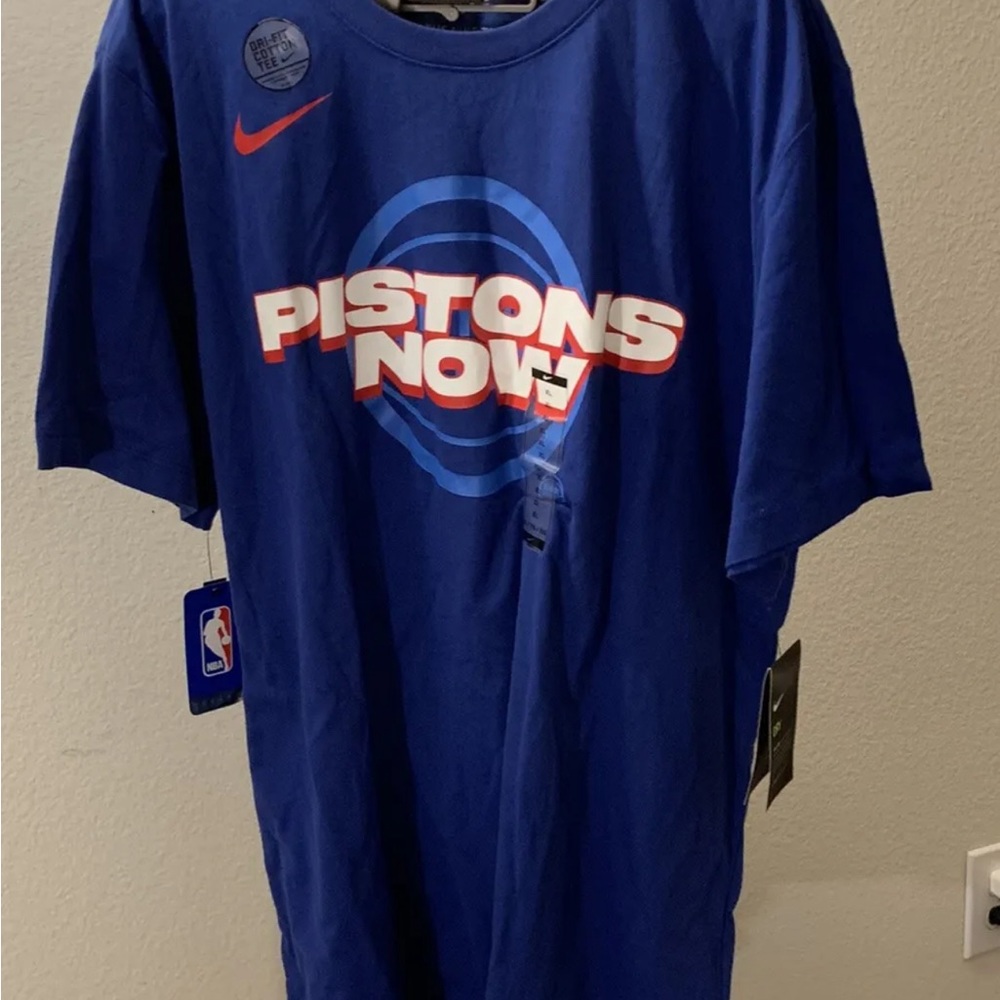 NWT Nike Detroit Pistons "Pistons Now" DriFIT T-Shirt (XL)